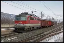 1142 587 mit Gütrzug in Kapfeneberg fachhochschule am 6.02.2020.