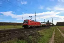 DB Cargo Bombardier Traxx 187 165-6 mit gemischten Güterzug in Mainz Bischofsheim am 22.02.20