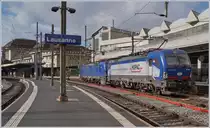 Zwar verkehren RailCare Rem 476 von Genève nach Vufflens-la-Ville und weiter dem Jurasüdfuss entlang, aber in Lausanne sind Vectron-Loks ziemlich selten. Um so mehr freute ich mich, auf Gleis 2 gleich zwei dieser zwar modernen, aber doch formschönen Loks zu sehen:  die 193 490 und die 193 492 verlassen Lausanne in Richtung Wallis. 

26. Februar 2020