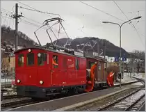Es hat geschneit, und allen Testfahrten mit der MOB HGem 2/2 mit Schneefrässe zum Trotz kommt auf der Strecke in Richtung Les Pléiades auch diesen Winter wieder das bewähre Gespann aus CEV HGe 2/2 N° 1 und Xrot N° 91 zum Einsatz. 

27. Februar 2020