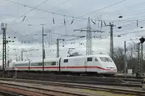 ICE 401 004-4 verlässt den badischen Bahnhof. Die Aufnahme stammt vom14.02.2020.