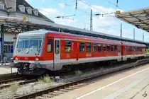 Ein Dieseltriebzug Mitte August 2013 bei der Einfahrt am Neubrandenburger Bahnhof.