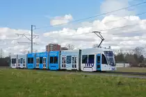 Be 6/8 Flexity 5025 mit der neuen IWB Werbung, fährt Richtung Haltestelle Lachmatt. Die Aufnahme stammt vom 04.03.2020.