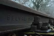 Lang lang ists her. Seit knapp 80Jahren liegen die Schienen schon hier und hatten nur bis 1966 Zugverkehr zu tragen. Seither rosten sie vor sich hin.

Wintersdorf 02.01.2020