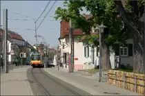 Eingleisig durch Stutensee-Blankenloch -

Die Karlsruhe Stadtbahnlinie S2 ist auf weiten Strecken ein Wiederaufbau der einstigen Lokalbahn. Haltestelle Blankenloch Kirche.

06.05.2006 (M)