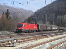 Am 4.3.2018 konnte ich den ÖBB Taurus 1116 277 in Geislingen an der Steige ( Deutschland ) mit einem Güterzug Fotografieren  