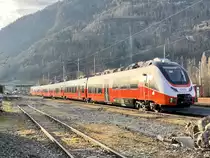 ÖBB CityJet Talent3 von Bombardier 94 81 4758 011-2 am 8.3.20 hinter dem Bhf Interlaken Ost abgestellt.