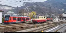 IRSI Re 421 393 begegnet am 8. März 2020 in Oensingen dem Be 4/8 111 der ASm.