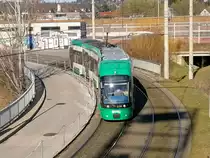 Graz. Cityrunner 655 fuhr am 08.03.2020 auf der Linie 13,
hier beim P+R Murpark. Cityrunner 655 ist noch das
Einzige Fahrzeug der Riehe 650 mit LCD-Anzeigen. 