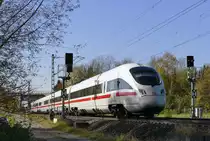 17. Oktober 2017, ICE  Freie und Hansestadt Hamburg  (Tz 1112) fährt als ICE 1510 München - Berlin bei Johannisthal in Richtung Saalfeld