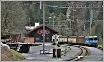 5737 nach Ilanz mit Ge 4/4 II 619  Samedan  in Trin. (11.03.2020)