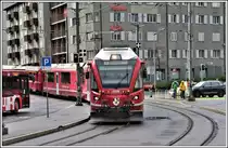 R1428 mit ABe 8/12 3508 von Arosa trifft in Chur ein. (11.03.2020)