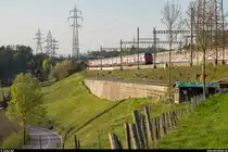 SBB IC 2000 als IR 15 Luzern - Genève Aéroport am 9. April 2020 im Löchligut.