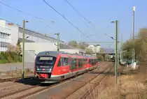 642 162+727 als RE Crailsheim-Heilbronn am 06.04.2020 bei der Einfahrt in Öhringen Hbf auf Gleis 2. 