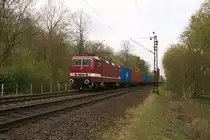 243 650 gebaut im volkseigenen Betrieb Lokomotivbau Elektrotechnische Werke „Hans Beimler“ Hennigsdorf bei der täglichen Planerfüllung. Am 14.4.20 beförderte sie ihren Zug von Hamburg-Billwerder nach Duisburg-Ruhrort Hafen