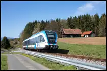 S´ Oastakreiz isa Brauch ba ums do .... 

Auf Deutsch: 

Das aufstellen von Osterkreuzen ist Brauchtum in weiten Teilen der Steiermark .
So auch in Gasselsdorf.
 
15.04.2020
