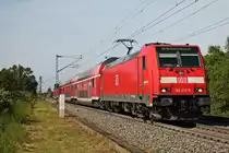 Ausfahrt am Nachmittag des 24.05.2019 von der Freiburger 146 215-9 mit ihrer RB (Offenburg - Neuenburg (Baden)) aus dem Haltepunkt Buggingen in Richtung Müllheim (Baden), wo sie ihren vorletzten Zwischenhalt vor dem Ziel einlegen wird.