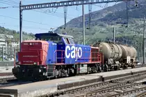 Die SBB Cargo Am 843 066 am 15.4.20 bei der Ausfahrt in Brig.