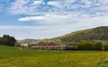 am 17.04.2020 war es zeit Abschied von plan n-Wagen auf der Murrbahn zu nehmen. Zu diesem Anlass mietete die CBB E41 228 von der DB an. Dies zog natürlich einige Leute an weswegen verstreut auf der Strecke ca 50-60 leute Standen und im Zug es auch voll war. Es war ein würdiges Ende der n-Wagen. Mir ist keine andere Strecke bekannt auf welcher noch n-Wagen noch plan fahren. Ab Juni 2020 findet man sie aber zwischen Stuttgart un Tübingen wieder.