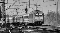 Die 101 041-2 mit einem Intercity auf dem Weg nach Osnabrück Hbf am 18.04.2020 im Bereich des ehemaligen Bahnhofs von Ostercappeln (LK Osnabrück).
