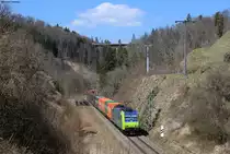 Re 485 003-8 mit dem DGS 44691 (Krefeld Uerdingen-Schaffhausen GB) bei Rottweil 4.4.20
