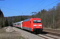 101 109-7 und 101 087-5 mit dem IC 2005  Schwarzwald  (Emden Hbf-Konstanz) in Hattingen 4.4.20