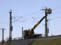 Montage der Fahrleitung am rekonstruiertem Abzweig Coswig, Streck Dersden-Berlin.
20.04.2020 14:03 Uhr.