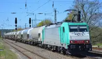 Transchem Sp. z o.o., Włocławek [PL] mit  186 241-6  [NVR-Number: 91 80 6186 241-6 D-ATLU] und einem Staubgut- und Kesselwagenzug Richtung Polen am 20.04.20 Bf. Saarmund.