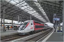 Zwischen SNCF Streik und Corona fuhren für kurze Zeit TGV Lyria Züge von Lausanne nach Paris. Im Bild der TGV 4728 kurz vor der Abfahrt nach Paris. 
Wer heute von Lausanne (oder Evian) nach Paris oder weiter will, (sofern die Reise mit den gesetzlichen Bestimmungen vereinbar ist) weicht alte, historische Route zurück: via Delle!

27. Feb. 2020