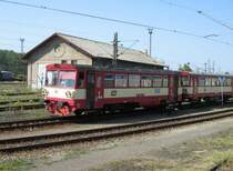 810 099 auf dem Weg vom BW Chomutov zum Bahnhof, 17.07.07