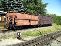 G�terwagen der Fichtelbergbahn in Oberwiesenthal zum 4. Schmalspurfestival am 09.09.06