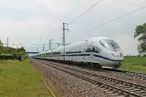 Nachschuss auf 406 001-8 (4601)  Europa/Europe , als dieser am Mittag des 25.05.2019 als ICE 505 (Köln Hbf - Basel SBB) zusammen mit 406 054-7 (4654), der als ICE 105 (Amsterdam CS - Basel SBB) unterwegs war, südlich vom Hp. Auggen über die Rheintalbahn in Richtung Zielbahnhof.