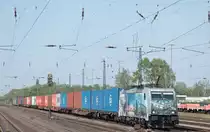 Am 27.04.2020 verirrte sich ausnahmsweise mal 386 020 150 Jahre Hamburger Hafen  mit einem Containerzug nach Duisburg-Ruhrort Hafen in den Pott, hier bei der enfahrt in den Bahnhof von Recklinghausen-Süd.