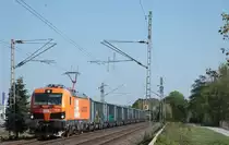 Am 25.04.2020 zog BBL 192 008 einen E-Wagen Ganzzug von Basel Bad Rbf nach Wanne-Eickel Wof, hier mit +21 in Langenfeld-Richrath.