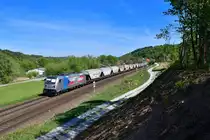 187 344 mit einem Getreidezug am 26.04.2020 bei Seestetten.