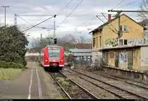 426 513-8 der S-Bahn Stuttgart als RB 37997 (RB11) nach Stuttgart-Untertürkheim steht im Startbahnhof Kornwestheim Pbf auf Gleis 7.
[11.3.2020 | 17:06 Uhr]