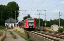 DB Regio 423 377 + 423 433 // Frankfurt (Main)-Sindlingen // 9. August 2010