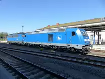 Ein Lokzug der Press durchfährt am 16.5.2020 den Hauptbahnhof Gera. Die 285 101-5 TRAXX DE (9288 0076 001-1 B-BTK) mit der E 40 140 046-0 (9180 6140 837-6 D-PRESS) am Haken.