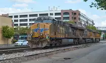Am 20.5.2019 rangierten die GE ES 44 AC 5265, 5289 und 5285 der Union Pacific am Jack London Square in Oakland. 