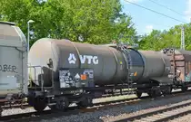 Kesselwagen vom Einsteller VTG AG mit der Nr. 33 TEN 84 NL-VTG 7846 600-0 Zacns (GE) Befüllung siehen UN-Nr.: 80/1789 = Salzsäure am 13.05.20 Bf. Saarmund.