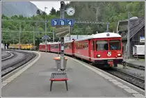S1 1521 nach Rhäzüns mit Be 4/4 Pendelzug 514/1714 in Reichenau-Tamins. (13.05.2020)