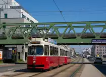 Wien 

Wiener Linien E2 4074 + 1470 als Linie 30 in der Brünner Straße, 18.05.2020. 