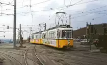 Auf dem Weg von Stammheim nach Möhringen kommen der GT4 745 und ein weiterer GT4 als Linie 5 am 28.02.1987 am Pragsattel an