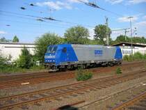 BR 185 CL 009 von RAG f�hrt Solo am Eller S-Bahnhof vorbei.