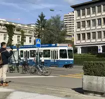 Linie 6 2024 an der Haltestelle ETH/Universitätsspital. Datum: 30. 9. 2019