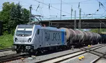 Railpool GmbH, München [D]  187 306-6  [NVR-Nummber: 91 80 6187 306-6 D-Rpool], aktueller Mieter? mit Kesselwagenzug am 02.06.20 Bf. Hamburg Harburg.