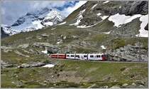 R1644 nach St.Moritz mit Schneewittchen ABe 8/12 3512 zwischen Alp Grüm und Ospizio Bernina. (09.06.2020)