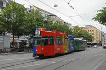 Be 4/4 490 FC Basel zusammen mit dem B4S 1487, auf der Linie 21, fährt zur Haltestelle Messeplatz. Die Aufnahme stammt vom 22.05.2020.