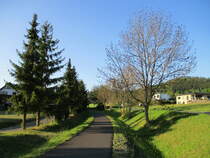 In den Beinen merkte man die leichte Steigung,hinter dem ehemaligen Bahnhof Floh Seligenthal Richtung Kleinschmalkalden.Aufgenommem am 26.Mai 2020.