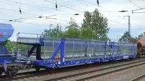 Wageneinheit für den Kfz-Transport der Wagengattung Laaers vom spanischen Einsteller Transfesa Logistics S.A, eine Nummer ist eigenartiger Weise nicht zu entdecken in einem gemischten Güterzug am 09.06.20 Bf. Saarmund.